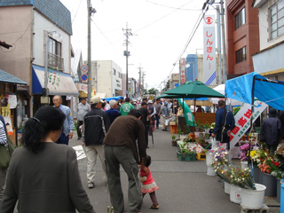 五城目朝市通り